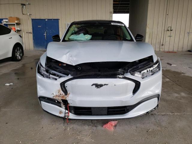 Photo 5 from auction – 2022 FORD MUSTANG MA with VIN 3FMTK3RM6NMA34829