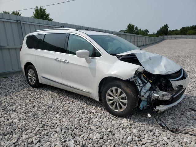 Photo 4 from auction – 2018 CHRYSLER PACIFICA T with VIN 2C4RC1BG1JR155386