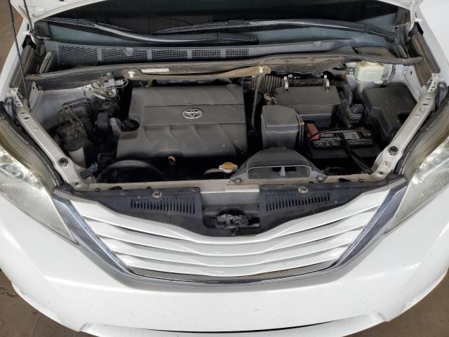 Photo 11 from auction – 2015 TOYOTA SIENNA LE with VIN 5TDKK3DC3FS682077