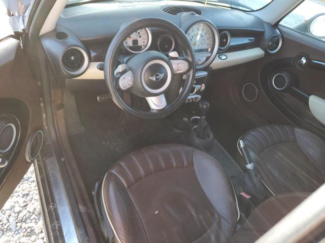 Photo 8 from auction – 2009 MINI COOPER CLU with VIN WMWML33569TX34409