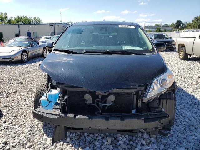 Photo 5 from auction – 2018 TOYOTA SIENNA LE with VIN 5TDKZ3DC0JS943346