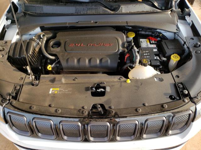 Фото 11 с аукциона – 2022 JEEP COMPASS LI с VIN 3C4NJDCB0NT140647