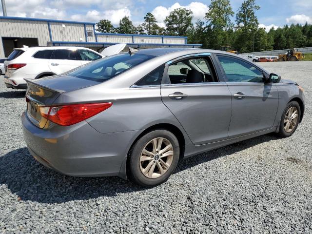 Photo 3 from auction – 2013 HYUNDAI SONATA GLS with VIN 5NPEB4AC8DH700924