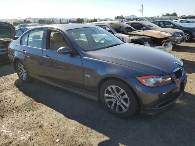 Photo 4 from auction – 2006 BMW 325 I with VIN WBAVB13526KR57544