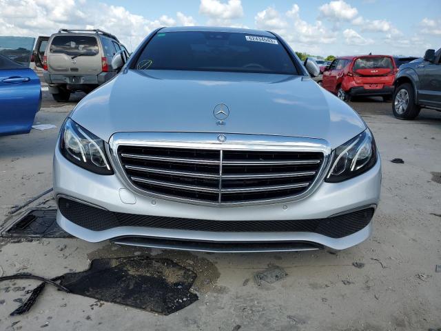 Photo 5 from auction – 2017 MERCEDES-BENZ E 300 with VIN WDDZF4JB8HA172804