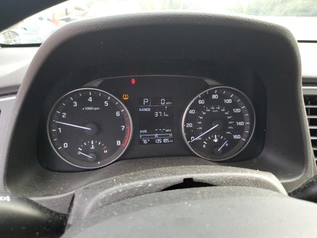 Photo 9 from auction – 2017 HYUNDAI ELANTRA with VIN 5NPD84LF1HH093269