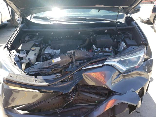 Photo 12 from auction – 2018 TOYOTA RAV4 LE with VIN 2T3ZFREV3JW488209