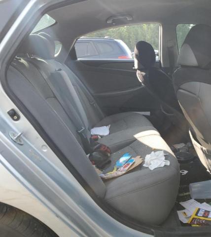 Photo 10 from auction – 2011 HYUNDAI SONATA GLS with VIN 5NPEB4AC8BH208147