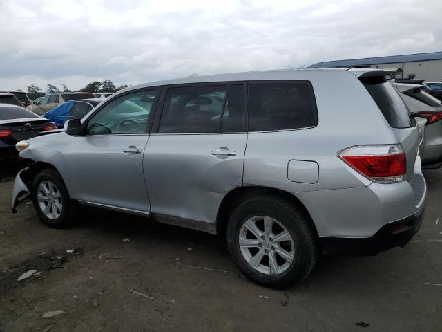 Photo 2 from auction – 2013 TOYOTA HIGHLANDER with VIN 5TDBK3EH2DS220083