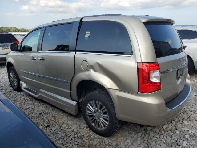 Photo 2 from auction – 2015 CHRYSLER TOWN & COU with VIN 2C4RC1CG8FR534729
