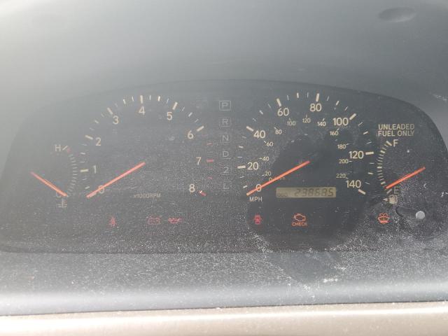 Снимка 9 от търг – 2001 LEXUS ES 300 с VIN JT8BF28GX10338283