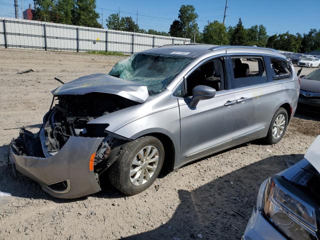 CHRYSLER PACIFICA T 2018 with VIN 2C4RC1BG8JR149732 - Photo from auction