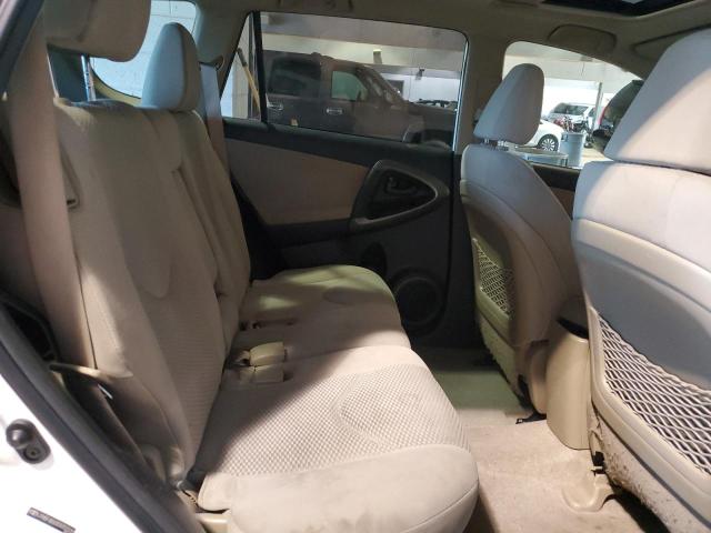 Снимка 10 от търг – 2012 TOYOTA RAV4 с VIN JTMBF4DV3C5053335