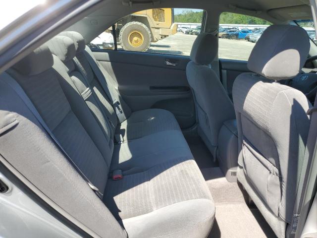 Photo 10 from auction – 2005 TOYOTA CAMRY LE with VIN 4T1BF30K35U106657