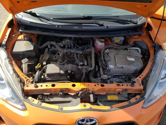 Photo 11 from auction – 2015 TOYOTA PRIUS C with VIN JTDKDTB32F1095623
