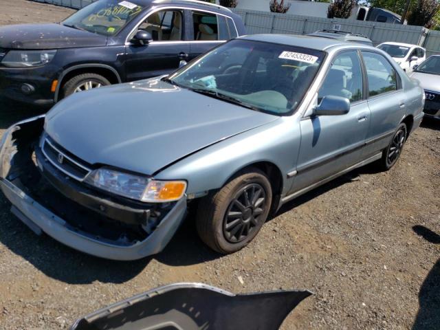 HONDA ACCORD LX 1996 with VIN 1HGCD563XTA264083 - Photo from auction
