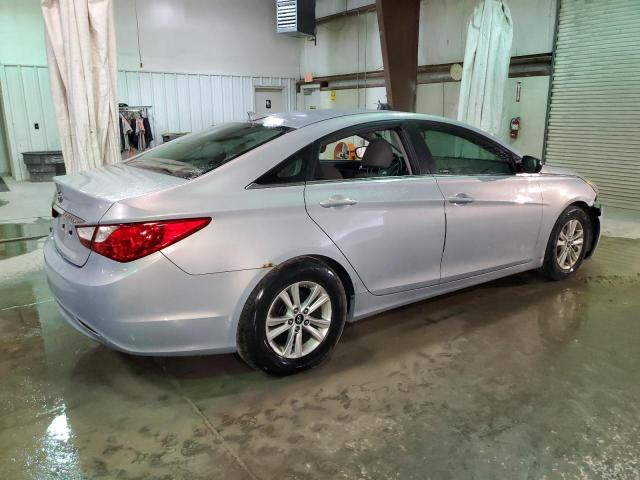 Photo 3 from auction – 2013 HYUNDAI SONATA GLS with VIN 5NPEB4AC6DH710531