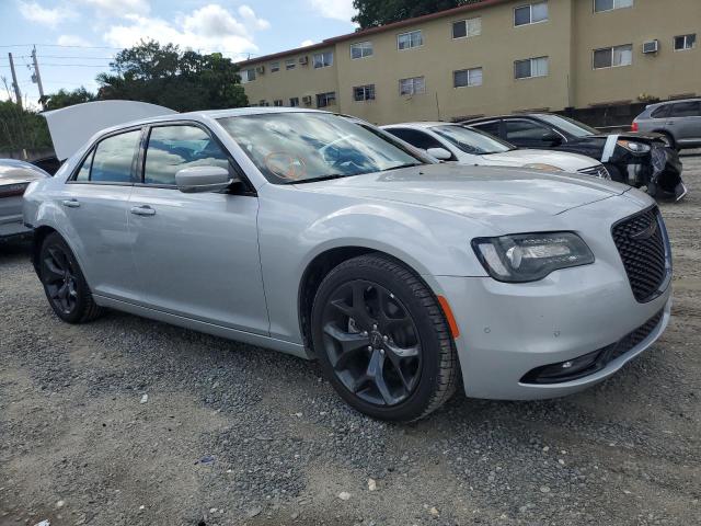 Photo 4 from auction – 2023 CHRYSLER 300 S with VIN 2C3CCABG5PH599847