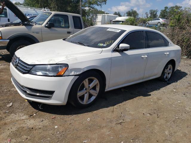 VOLKSWAGEN PASSAT S 2014 with VIN 1VWAT7A34EC022535 - Photo from auction