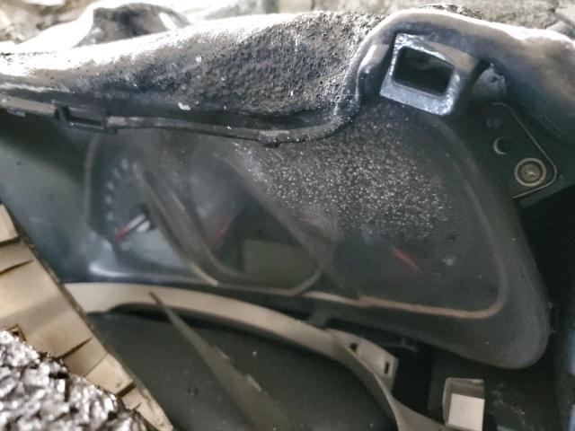 Photo 9 from auction – 2015 TOYOTA RAV4 LE with VIN JTMZFREV4FD062324