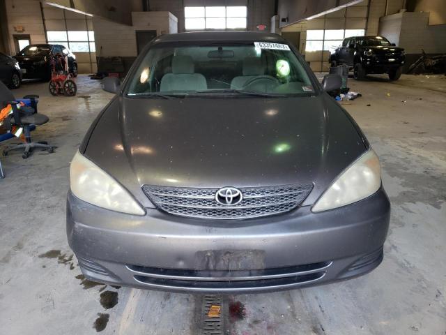 Photo 5 from auction – 2004 TOYOTA CAMRY LE with VIN 4T1BE32K94U793836