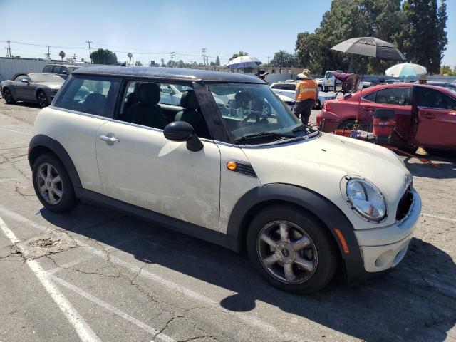 Photo 4 from auction – 2009 MINI COOPER with VIN WMWMF33549TW74850