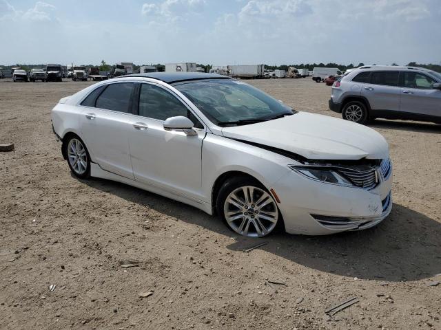 Photo 4 from auction – 2016 LINCOLN MKZ with VIN 3LN6L2G93GR622471