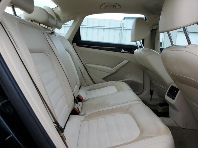 Photo 10 from auction – 2015 VOLKSWAGEN PASSAT SEL with VIN 1VWCT7A38FC050719