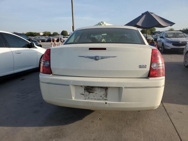 Photo 6 from auction – 2010 CHRYSLER 300 TOURIN with VIN 2C3CA4CD2AH198940