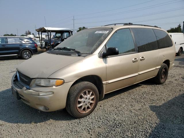 CHRYSLER TOWN & COU 2000 with VIN 1C4GP44R0YB781757 - Photo from auction