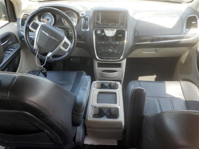 Photo 8 from auction – 2015 CHRYSLER TOWN & COU with VIN 2C4RC1BG4FR525737