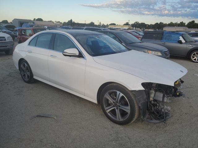 Photo 4 from auction – 2019 MERCEDES-BENZ E 300 with VIN WDDZF4JB8KA588343
