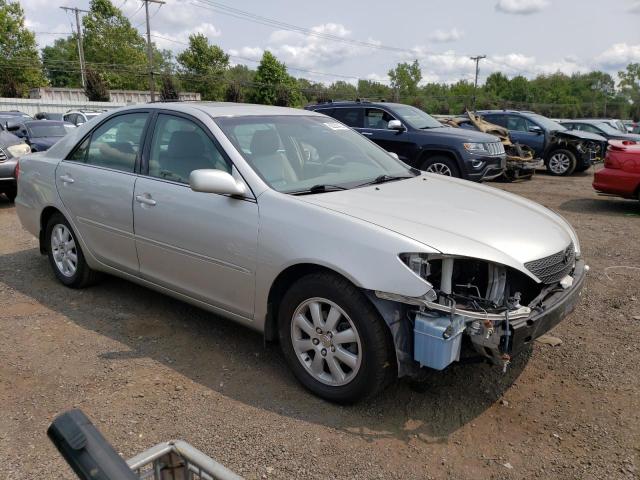 Photo 4 from auction – 2004 TOYOTA CAMRY LE with VIN 4T1BE30K54U893757
