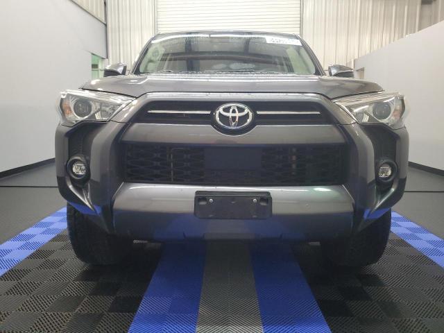 Photo 5 from auction – 2022 TOYOTA 4RUNNER SR with VIN JTEMU5JRXN5977586