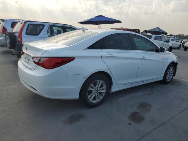 Photo 3 from auction – 2013 HYUNDAI SONATA GLS with VIN 5NPEB4AC2DH557274