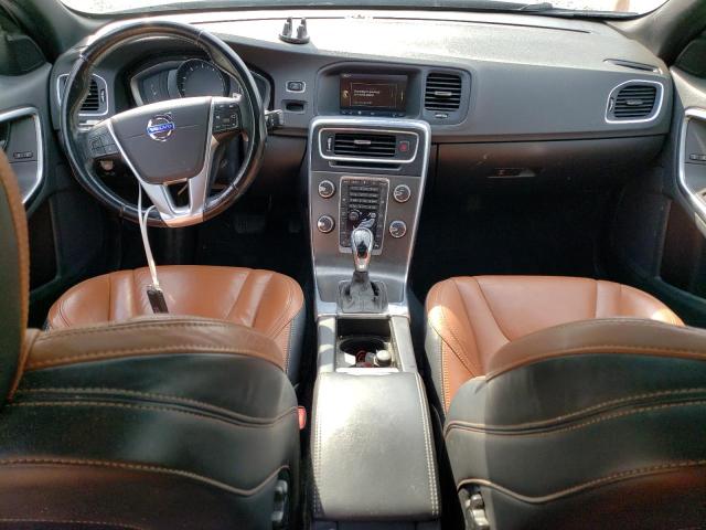 Photo 8 from auction – 2015 VOLVO V60 PREMIE with VIN YV140MEC4F1204163