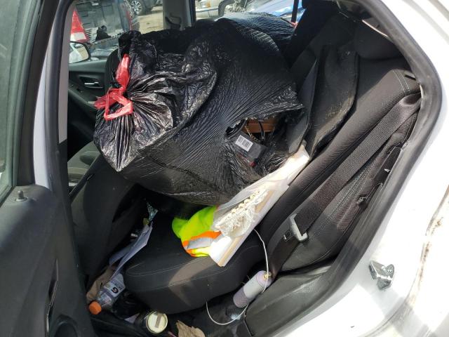 Photo 11 from auction – 2015 CHEVROLET TRAX LS with VIN KL7CJKSB1FB179731