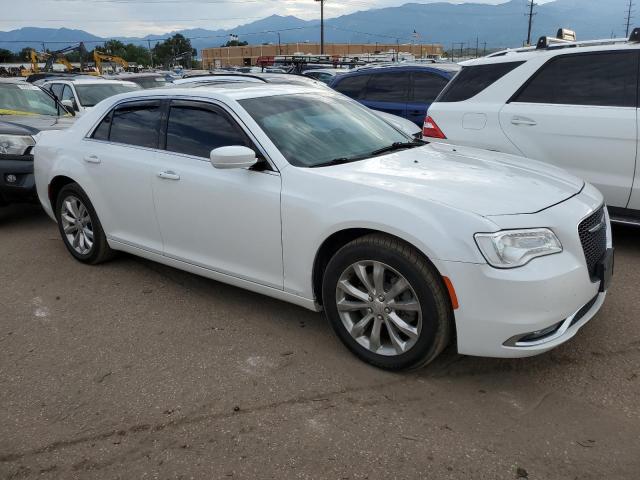 Снимка 4 от търг – 2016 CHRYSLER 300 LIMITE с VIN 2C3CCARG8GH176041