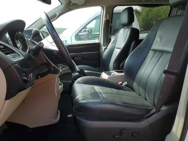 Photo 7 from auction – 2016 CHRYSLER TOWN & COU with VIN 2C4RC1BG2GR214759