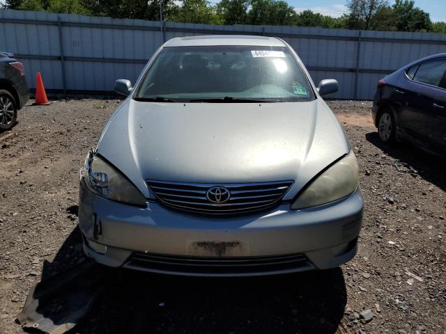 Photo 5 from auction – 2005 TOYOTA CAMRY LE with VIN 4T1BF30K05U614875