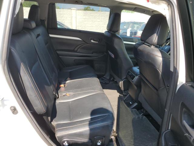 Photo 11 from auction – 2017 TOYOTA HIGHLANDER with VIN 5TDJZRFH8HS514893