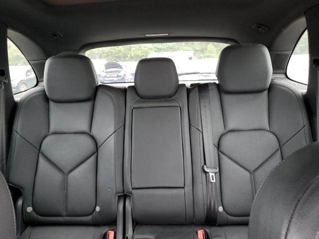 Photo 10 from auction – 2013 PORSCHE CAYENNE with VIN WP1AA2A27DLA12355