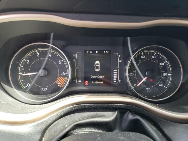 Photo 9 from auction – 2014 JEEP CHEROKEE with VIN 1C4PJLAB6EW256449