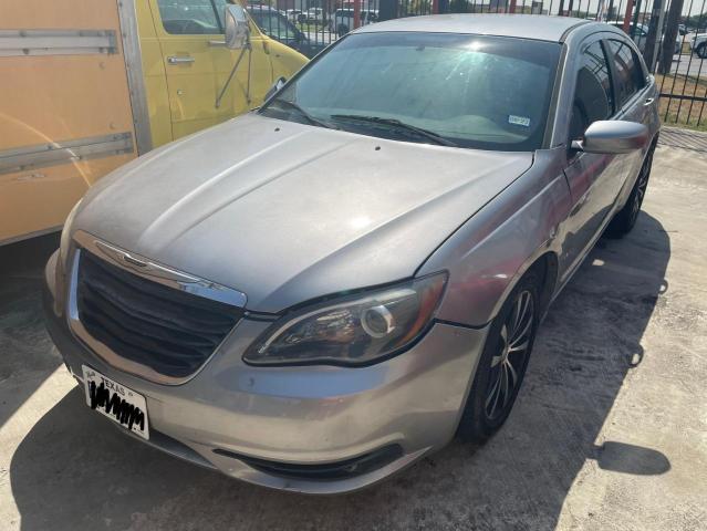 Foto 2 de la subasta – 2013 CHRYSLER 200 TOURIN con VIN 1C3CCBBB1DN618097