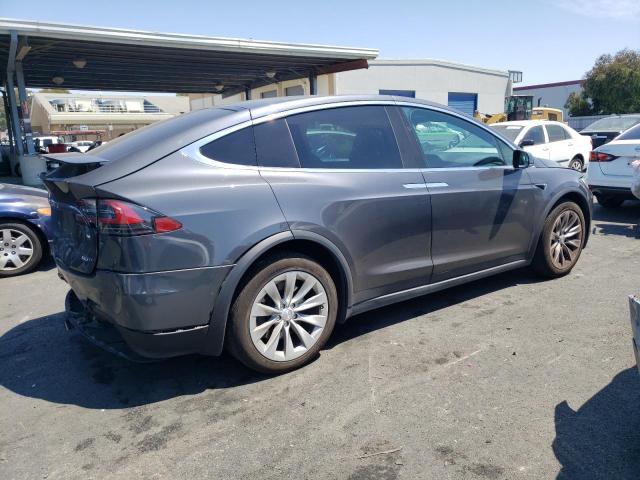 Photo 3 from auction – 2018 TESLA MODEL X with VIN 5YJXCAE29JF121120