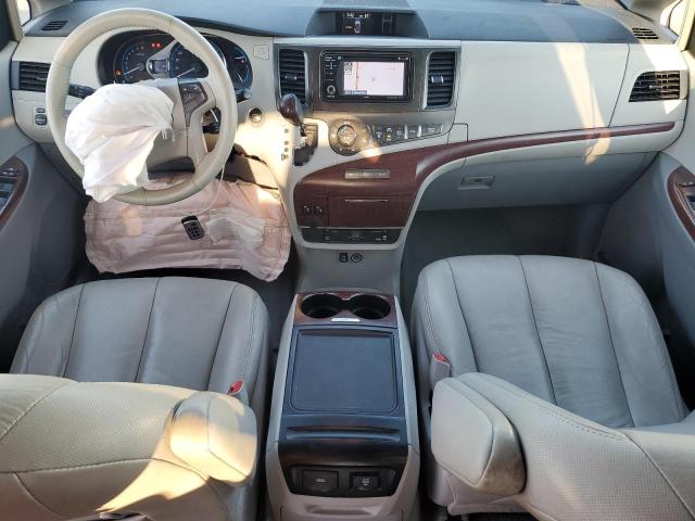 Photo 8 from auction – 2013 TOYOTA SIENNA XLE with VIN 5TDYK3DC8DS403035