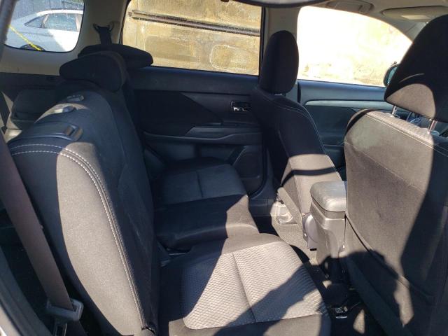 Photo 11 from auction – 2016 MITSUBISHI OUTLANDER with VIN JA4AD2A34GZ044855