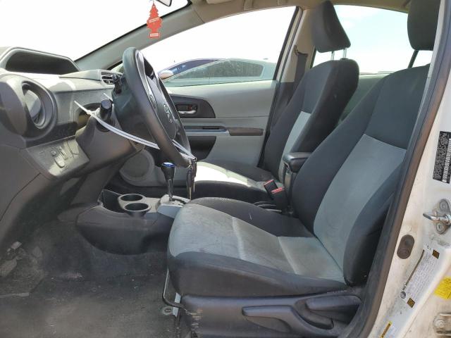 Photo 7 from auction – 2013 TOYOTA PRIUS C with VIN JTDKDTB33D1052969