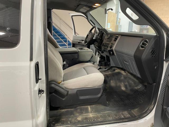 Photo 9 from auction – 2016 FORD F350 SUPER with VIN 1FD8X3G63GEC24267