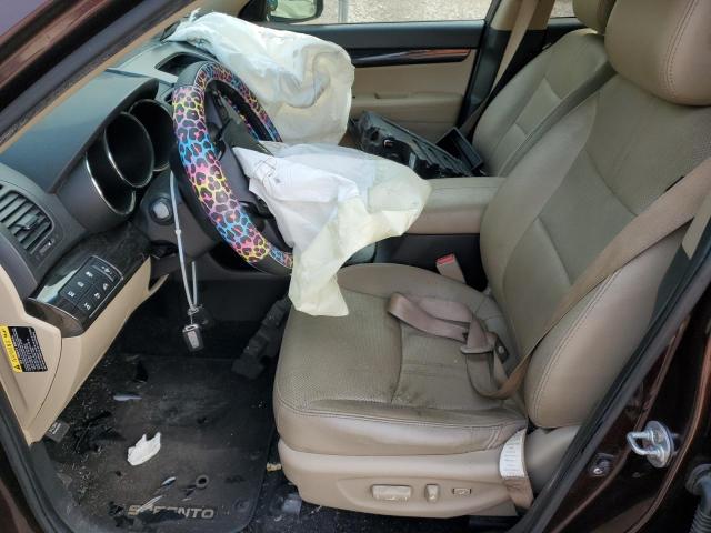 Photo 7 from auction – 2012 KIA SORENTO EX with VIN 5XYKUDA27CG300556